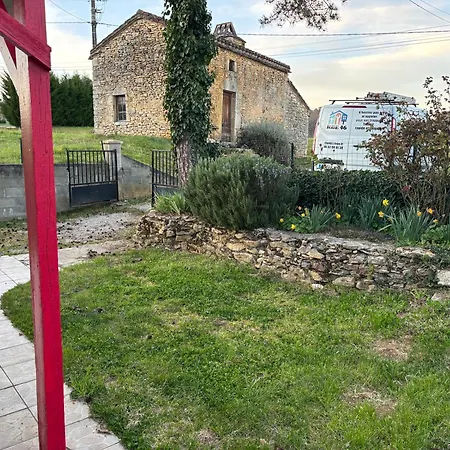 Сasa de vacaciones De Raynal